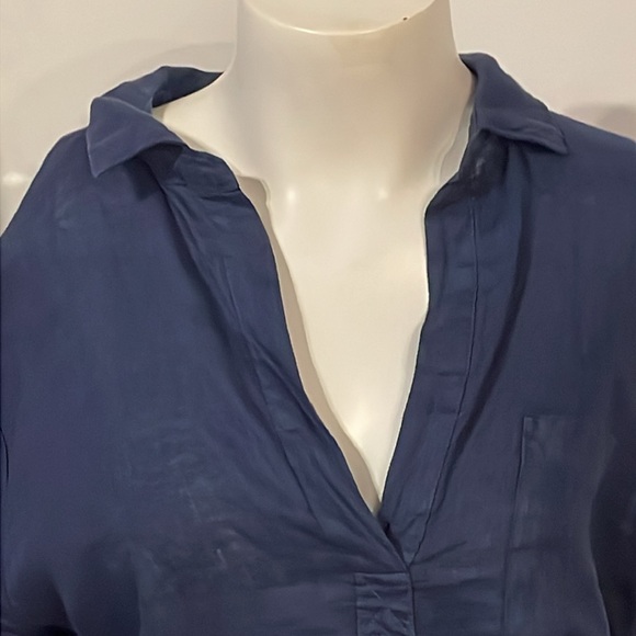 Side Stitch Linen Roll Tab Sleeve V Neck Tunic Blouse Navy Blue Lightweight Sz M - Picture 2 of 13